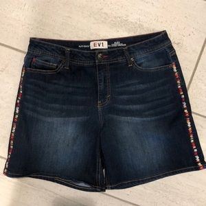 EV 1 Vintage‎ EV1 Embroidered Denim Shorts Women’s Sz 6 j11